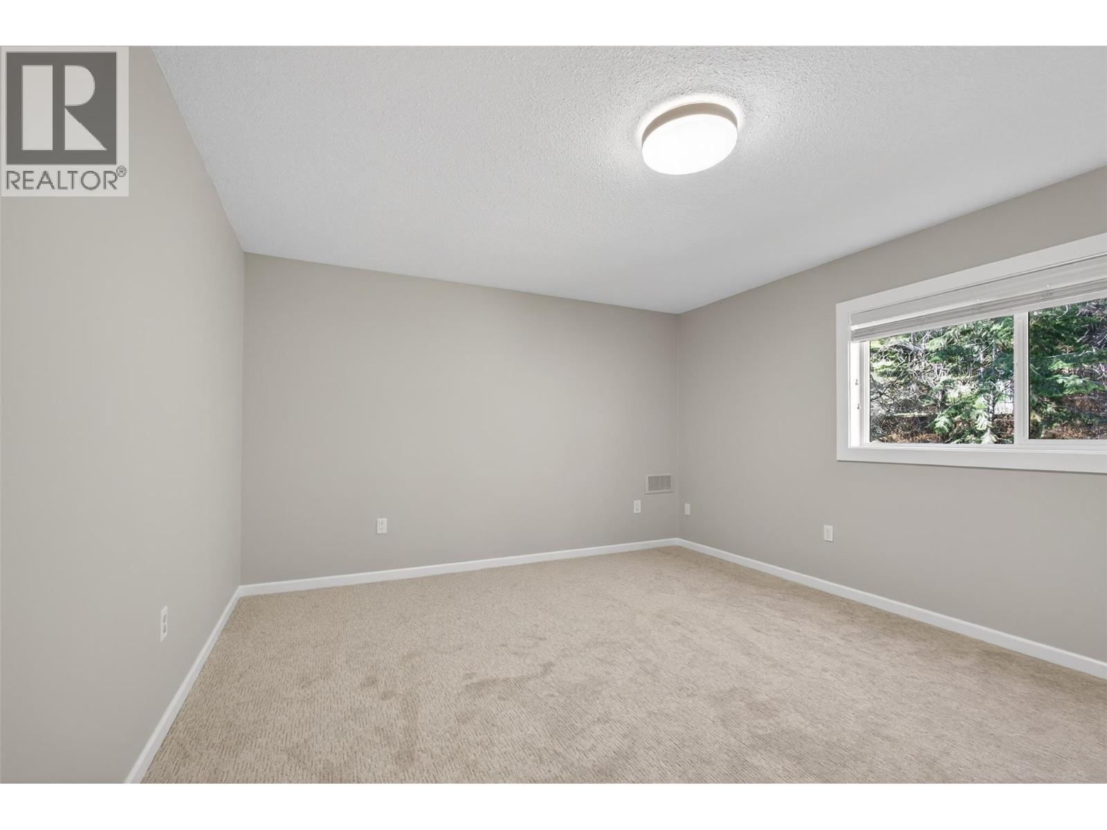 3480 MCTAGGART ROAD - 22