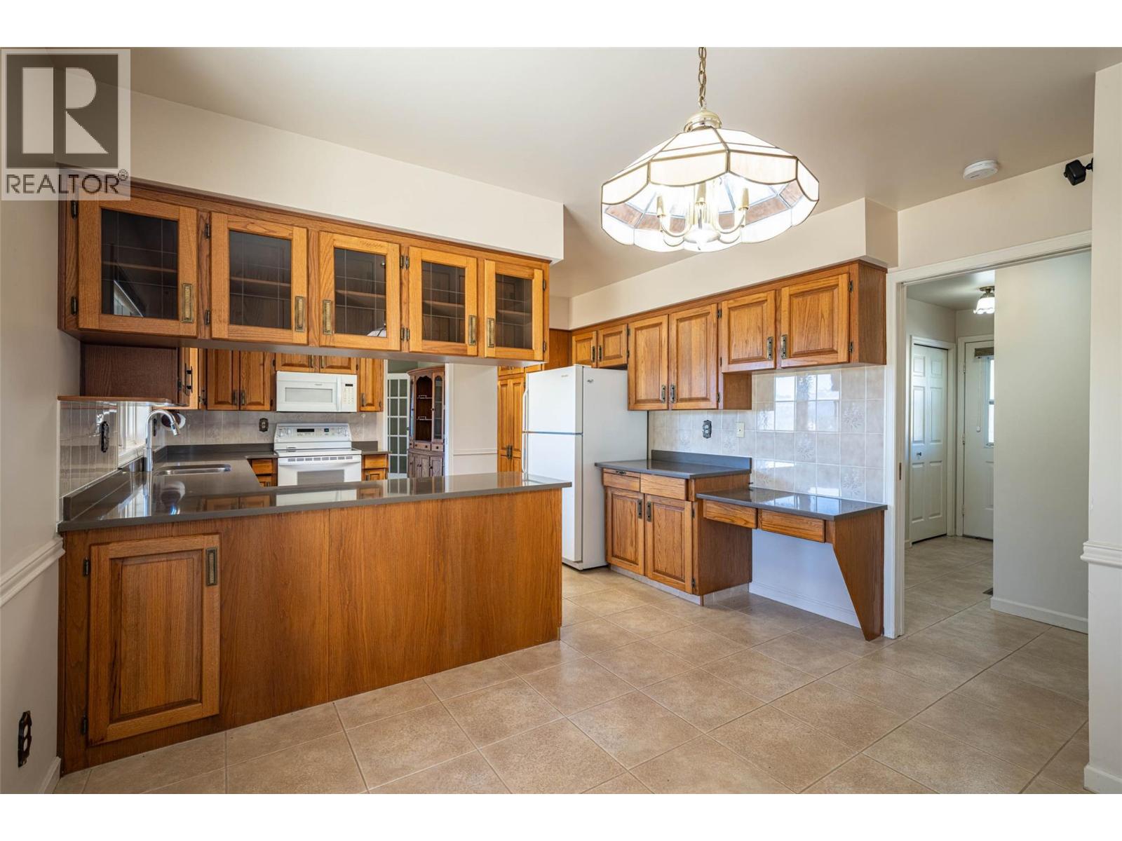 683 CLINTON ROAD - 23