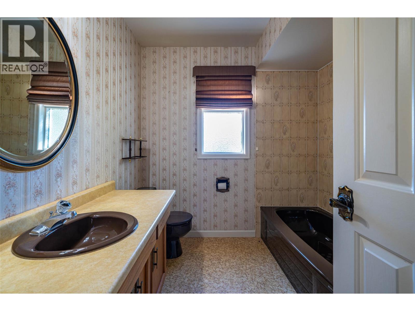 683 CLINTON ROAD - 45