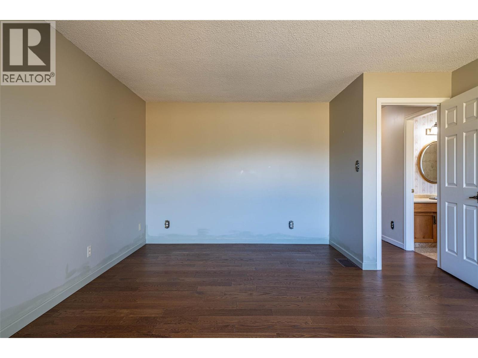 683 CLINTON ROAD - 51