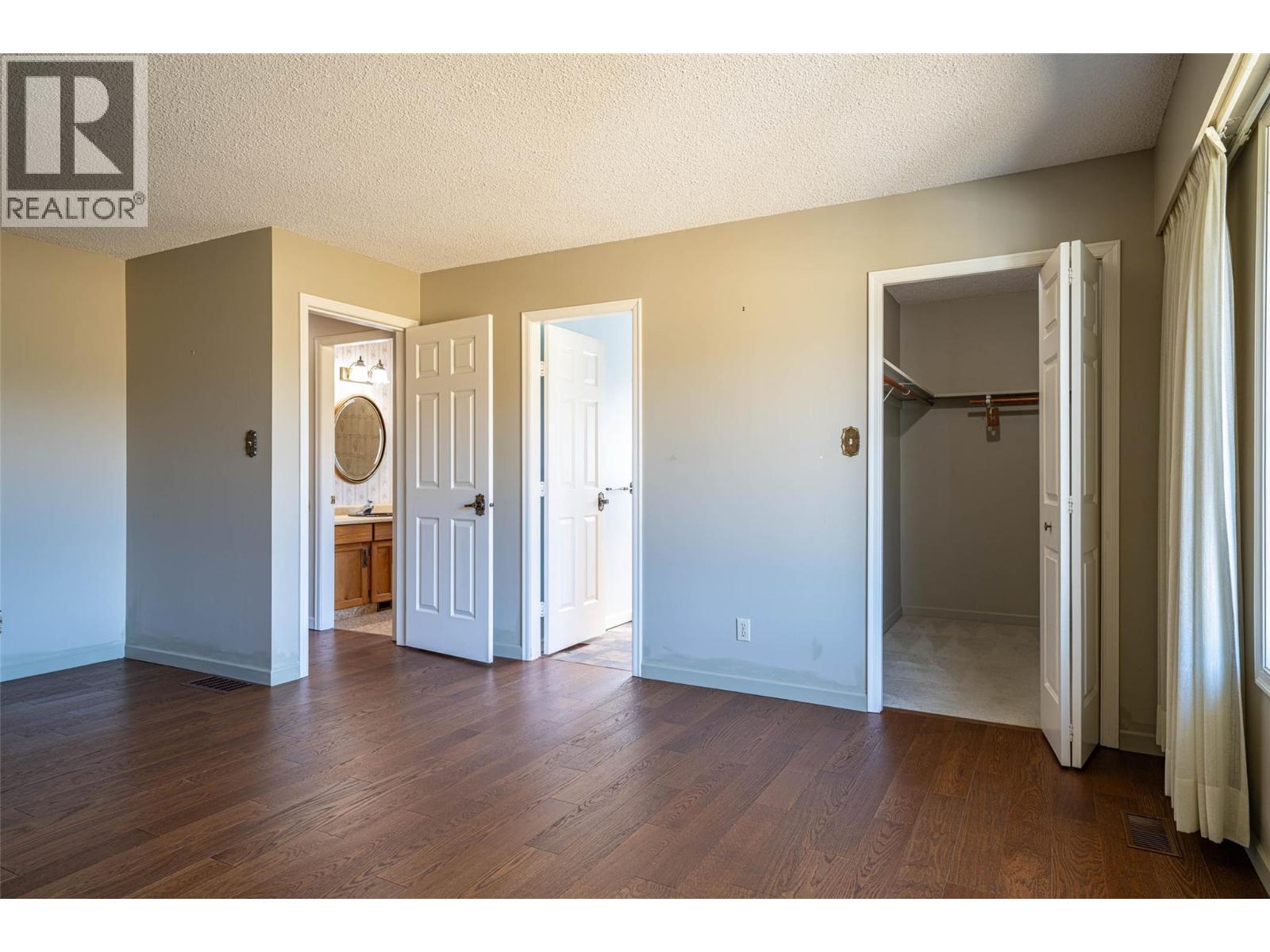 683 CLINTON ROAD - 52