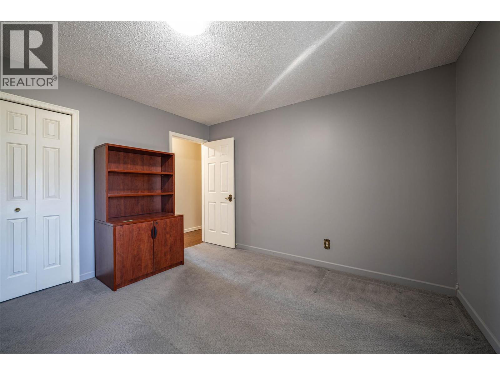 683 CLINTON ROAD - 42