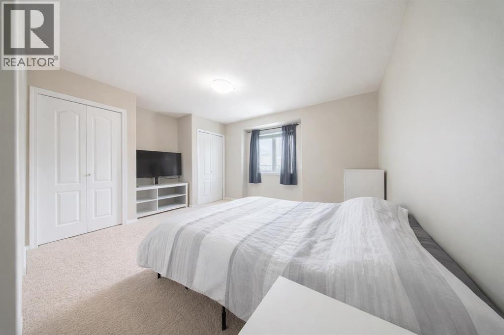 30 Carleton Avenue, Red Deer