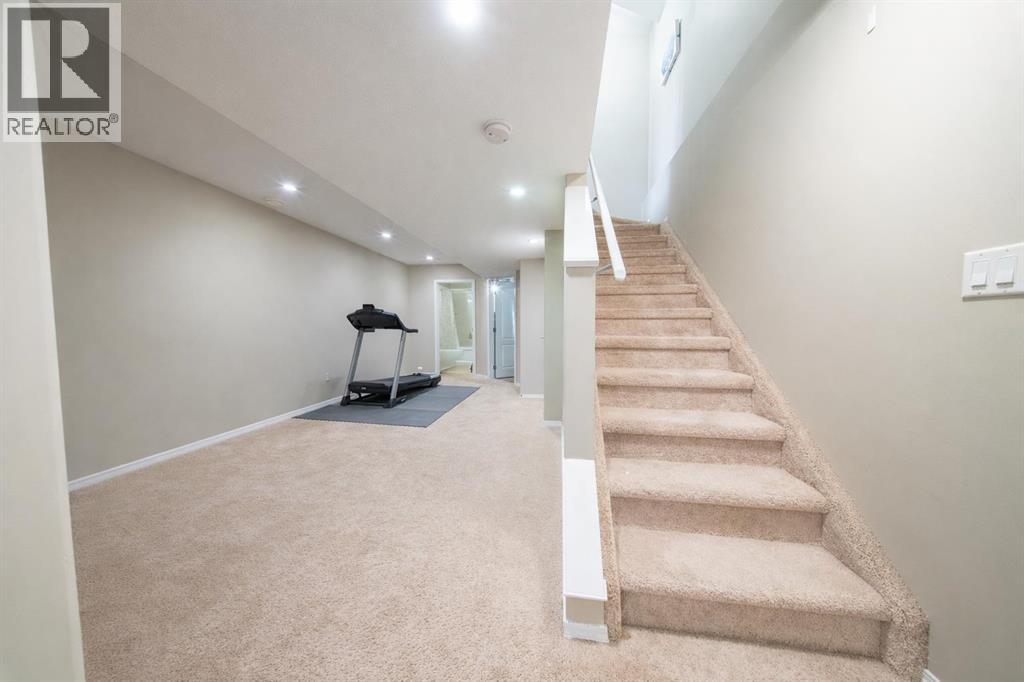 30 Carleton Avenue, Red Deer