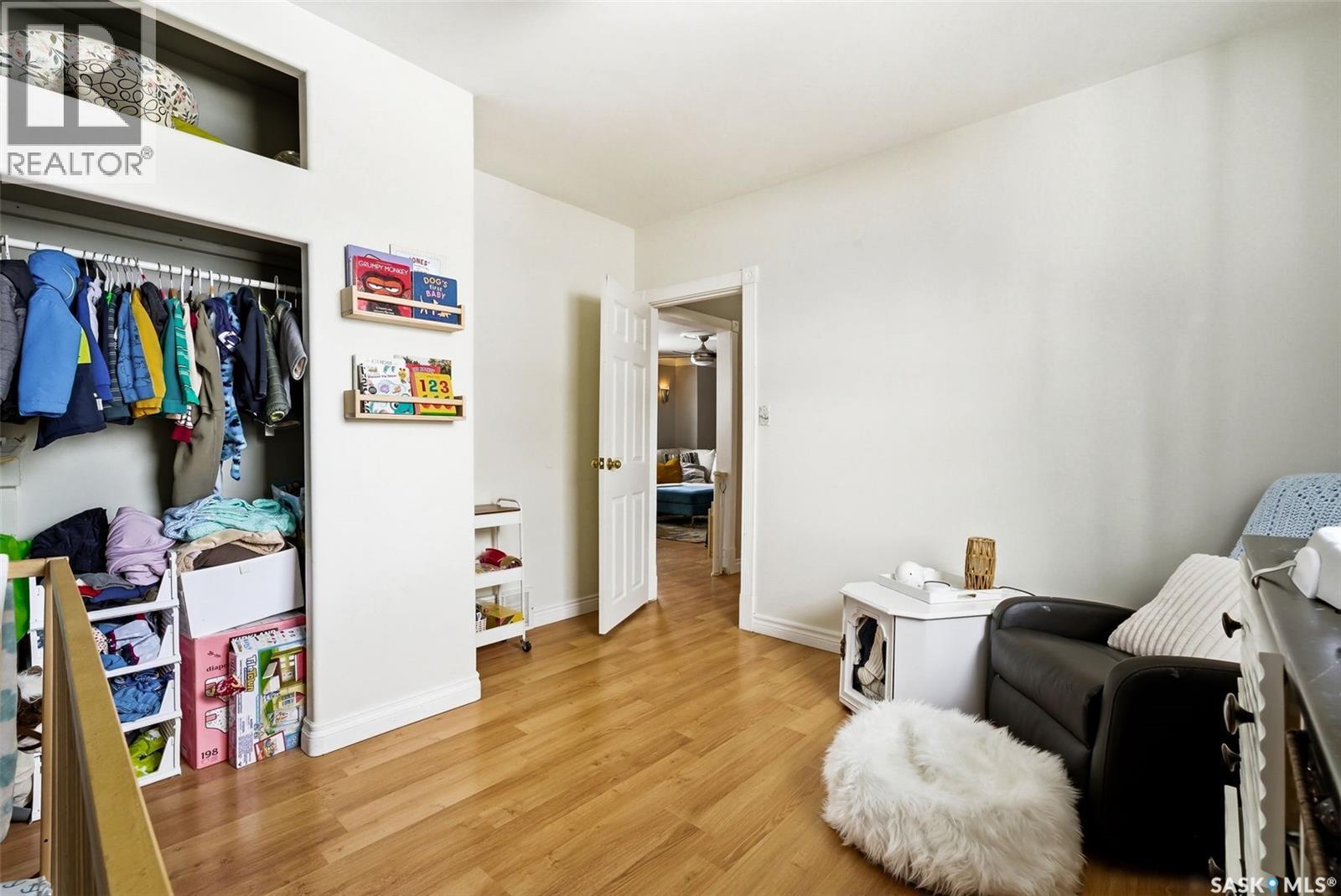 SK 2075 PASQUA STREET - 16