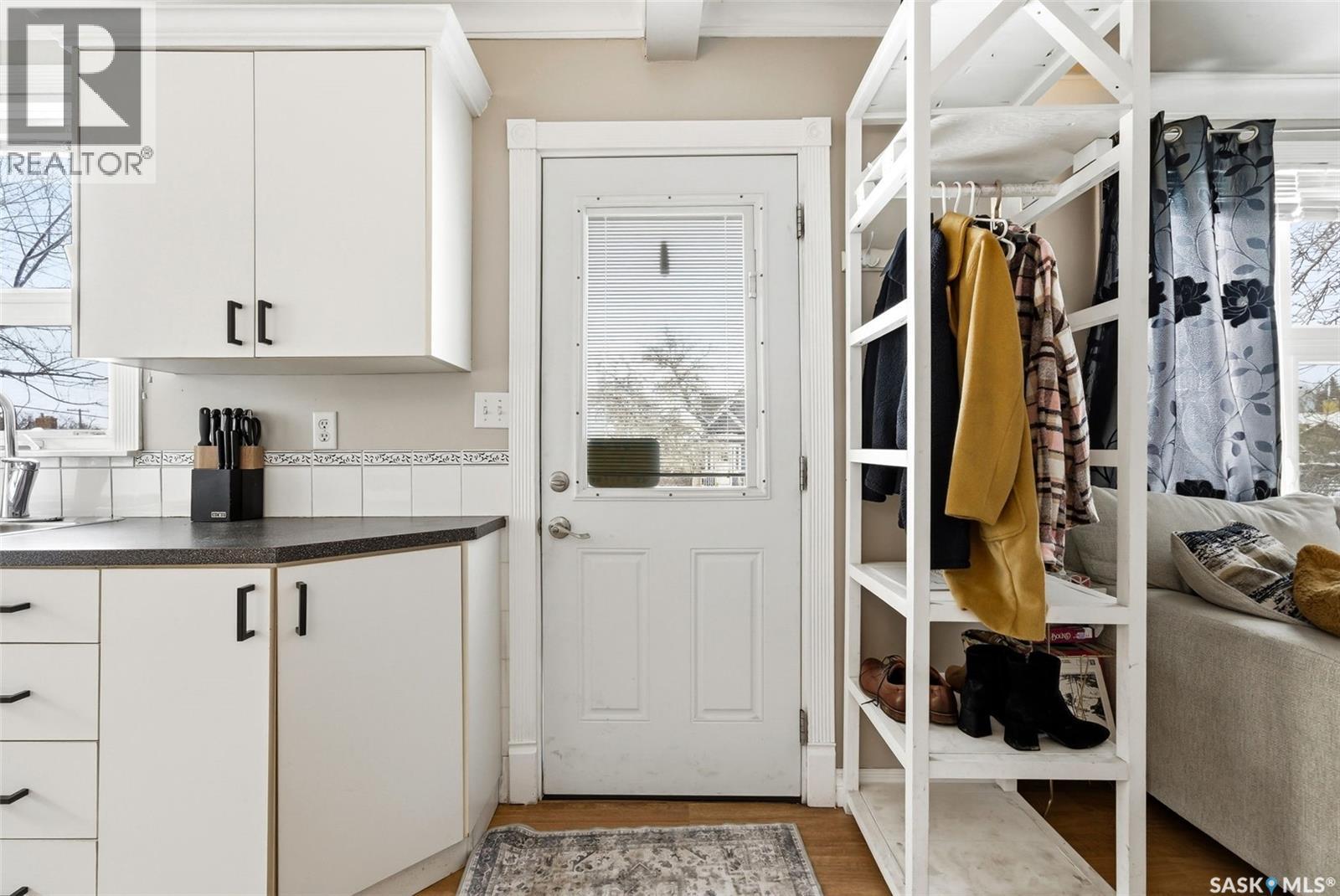 SK 2075 PASQUA STREET - 3