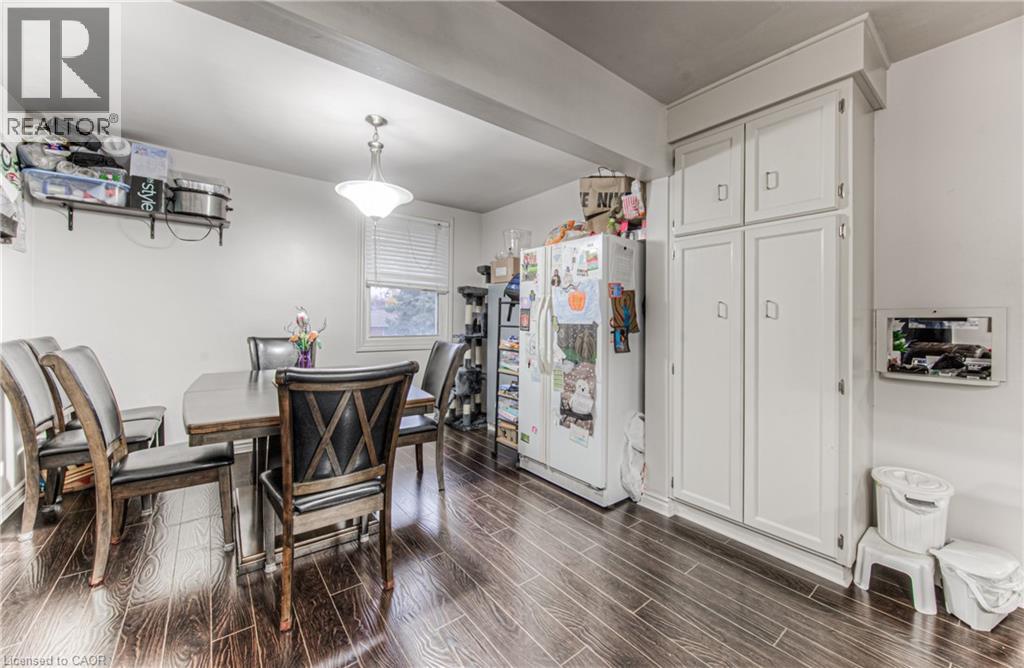 119 WALKER Street - 16