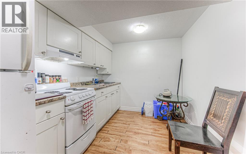 119 WALKER Street - 31