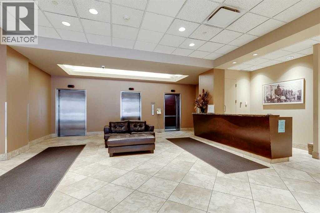 Single Family House for Sale in    Avenue SW Eau Claire Calgary 