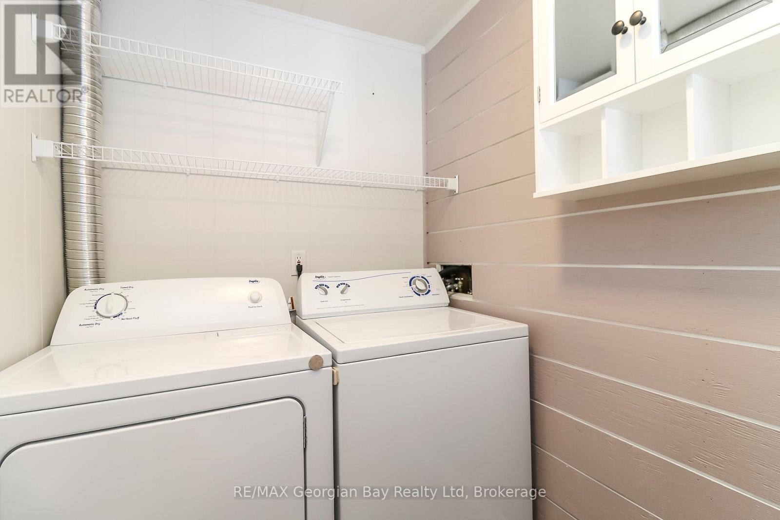 LAUNDRY AREA