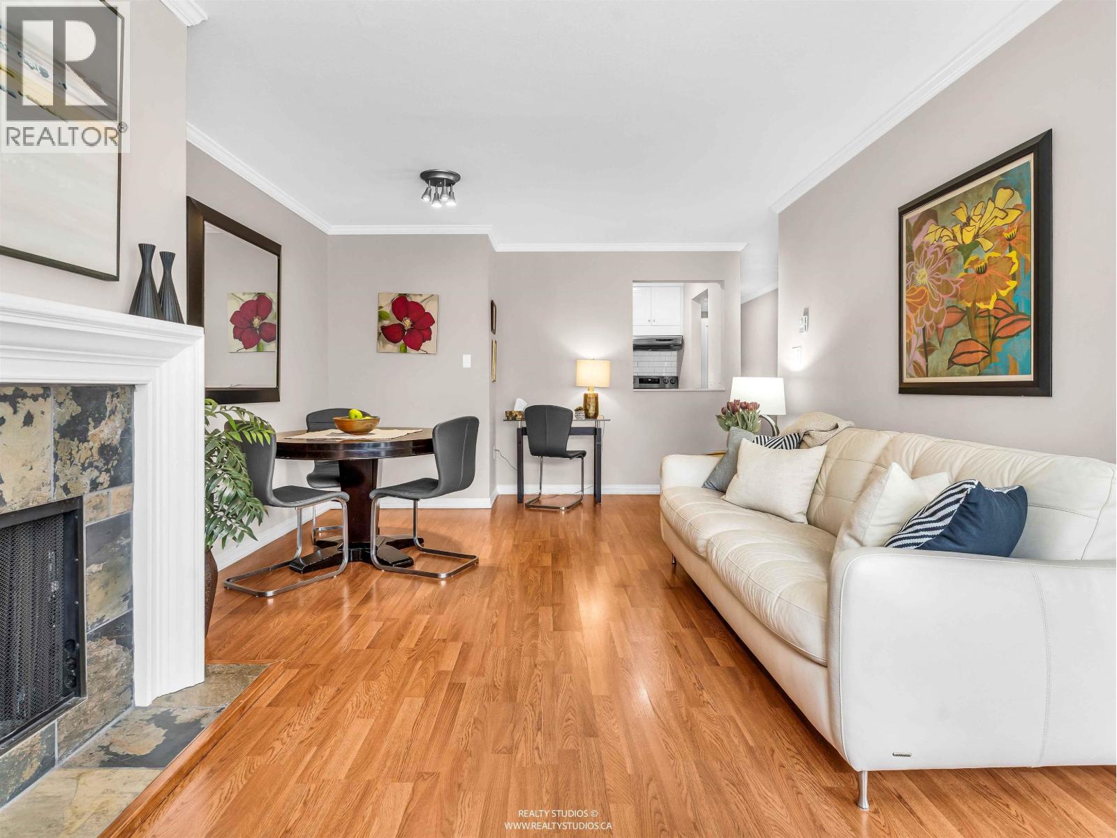 109 555 W 14TH AVENUE, Vancouver