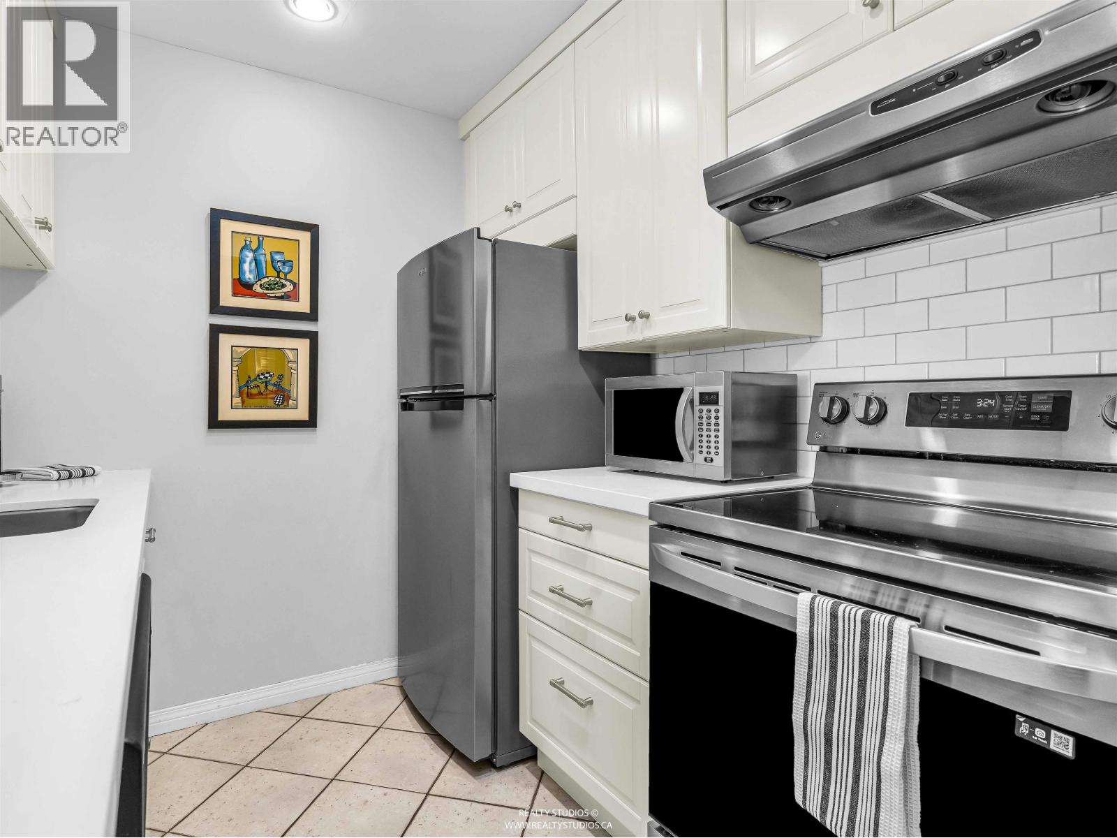 109 555 W 14TH AVENUE, Vancouver