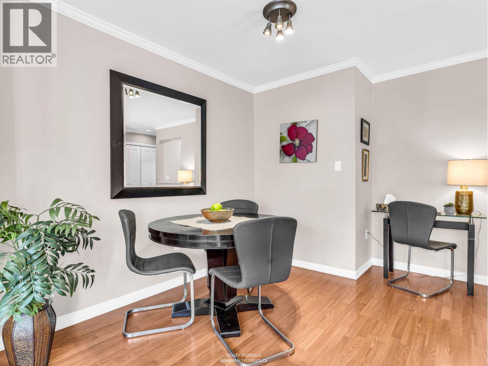 109 555 W 14TH AVENUE, Vancouver