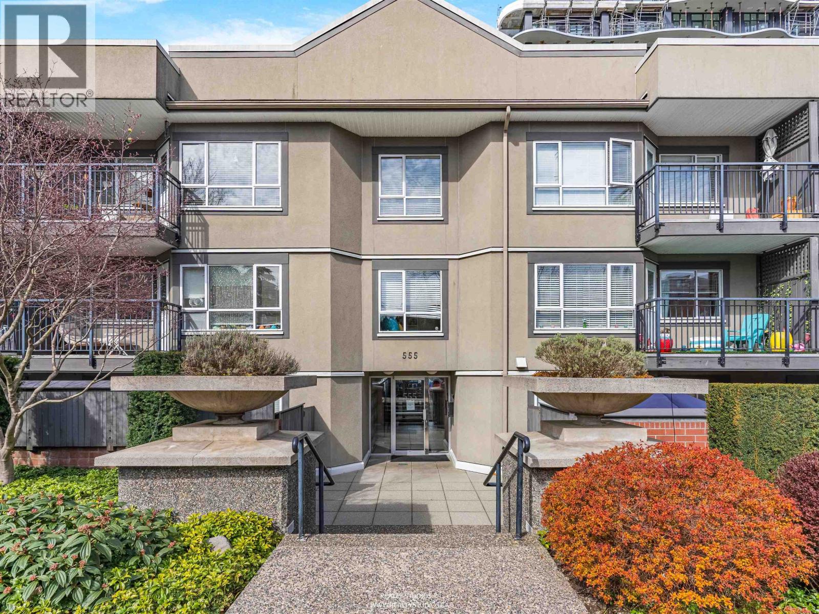109 555 W 14TH AVENUE, Vancouver