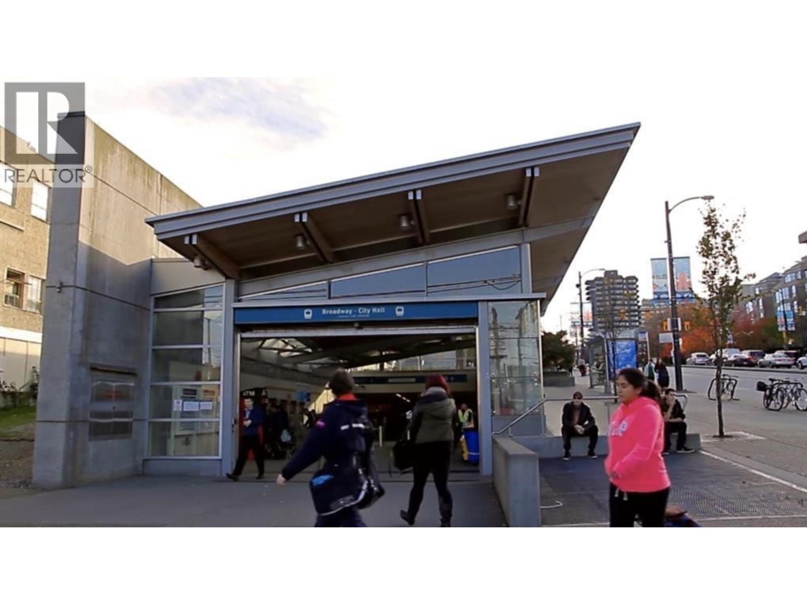 109 555 W 14TH AVENUE, Vancouver