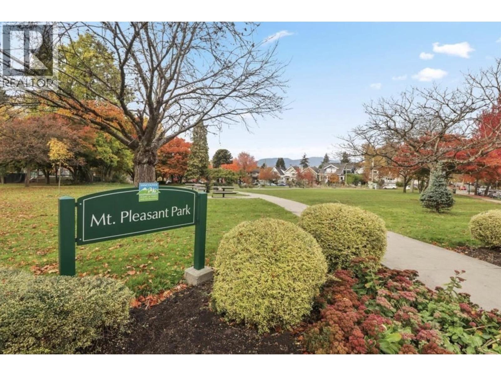 109 555 W 14TH AVENUE, Vancouver