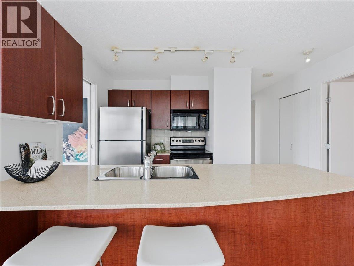 2807 610 GRANVILLE STREET, Vancouver