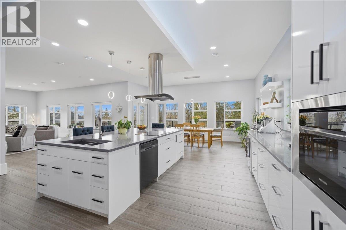 25507 BOSONWORTH AVENUE, Maple Ridge