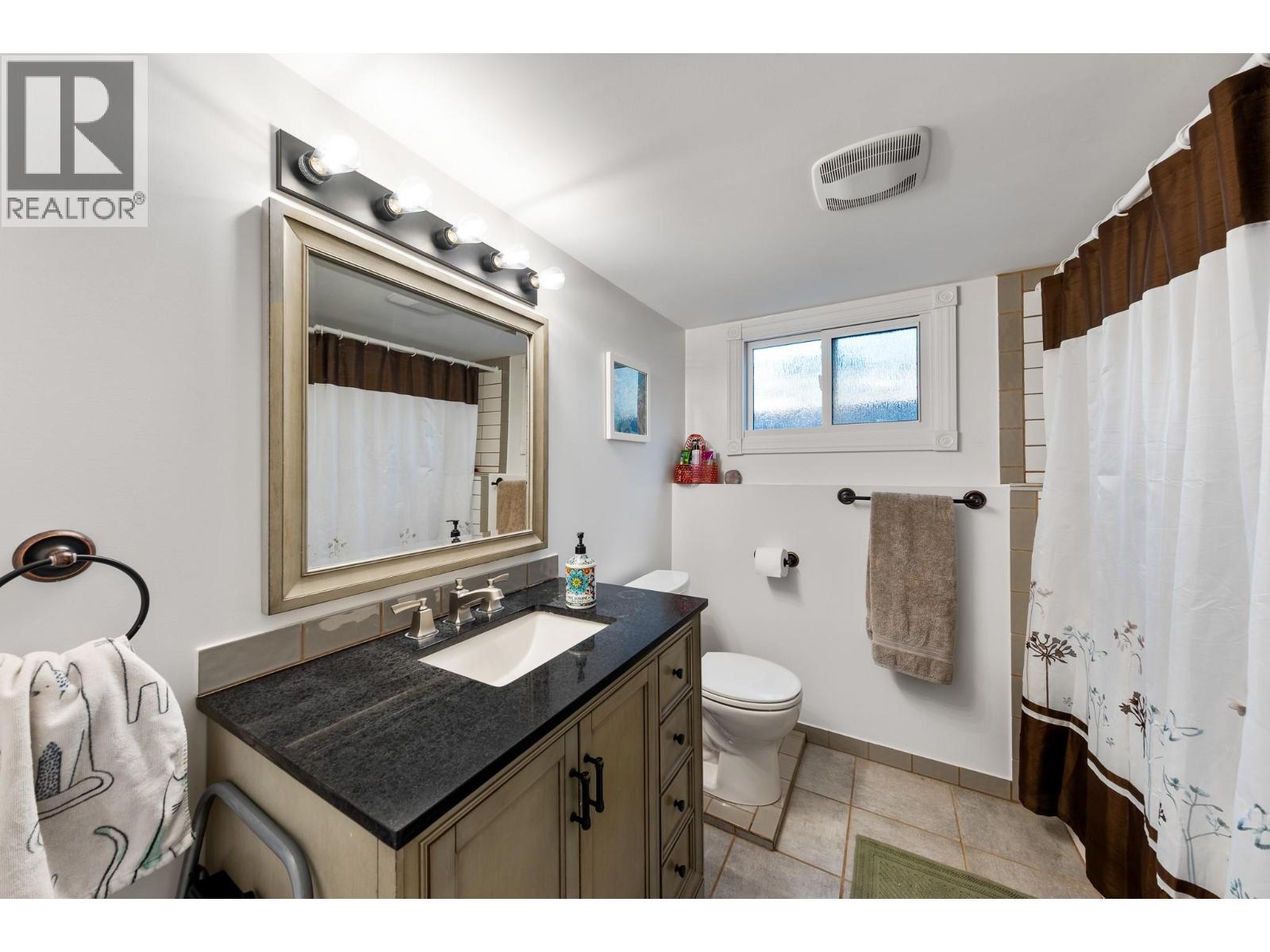  10651 Sherman Drive, Lake Country