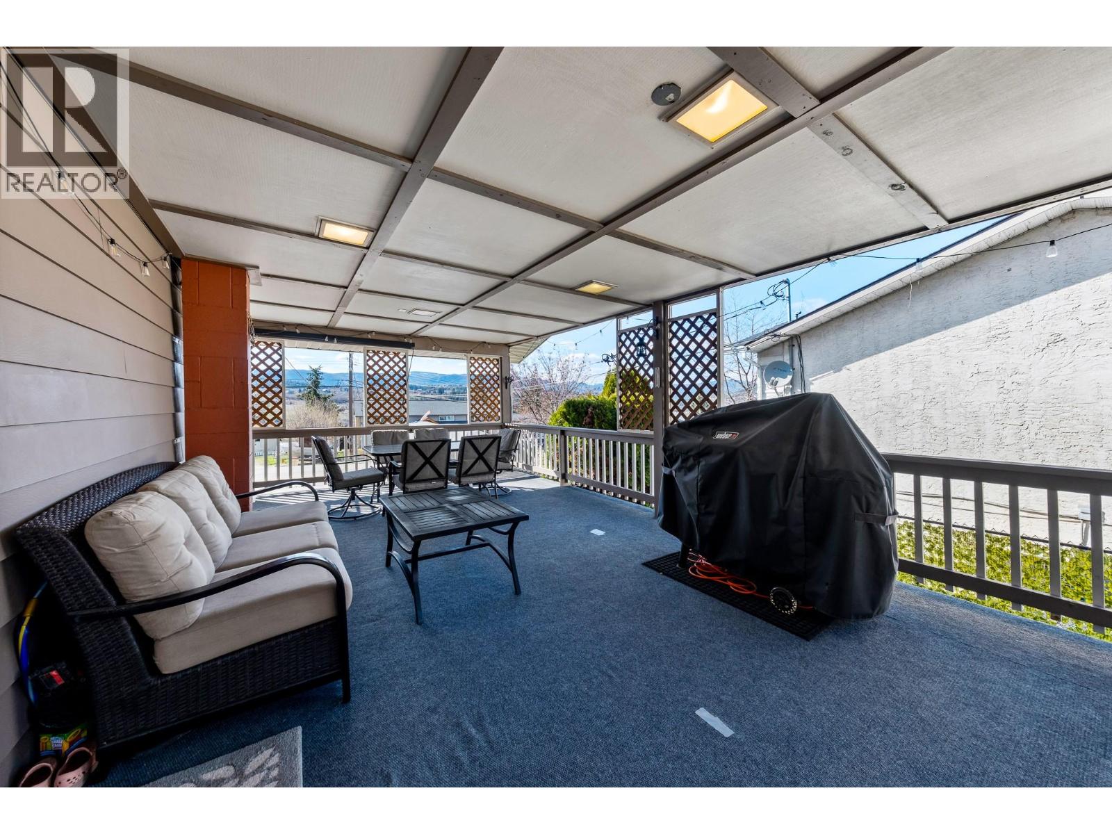  10651 Sherman Drive, Lake Country