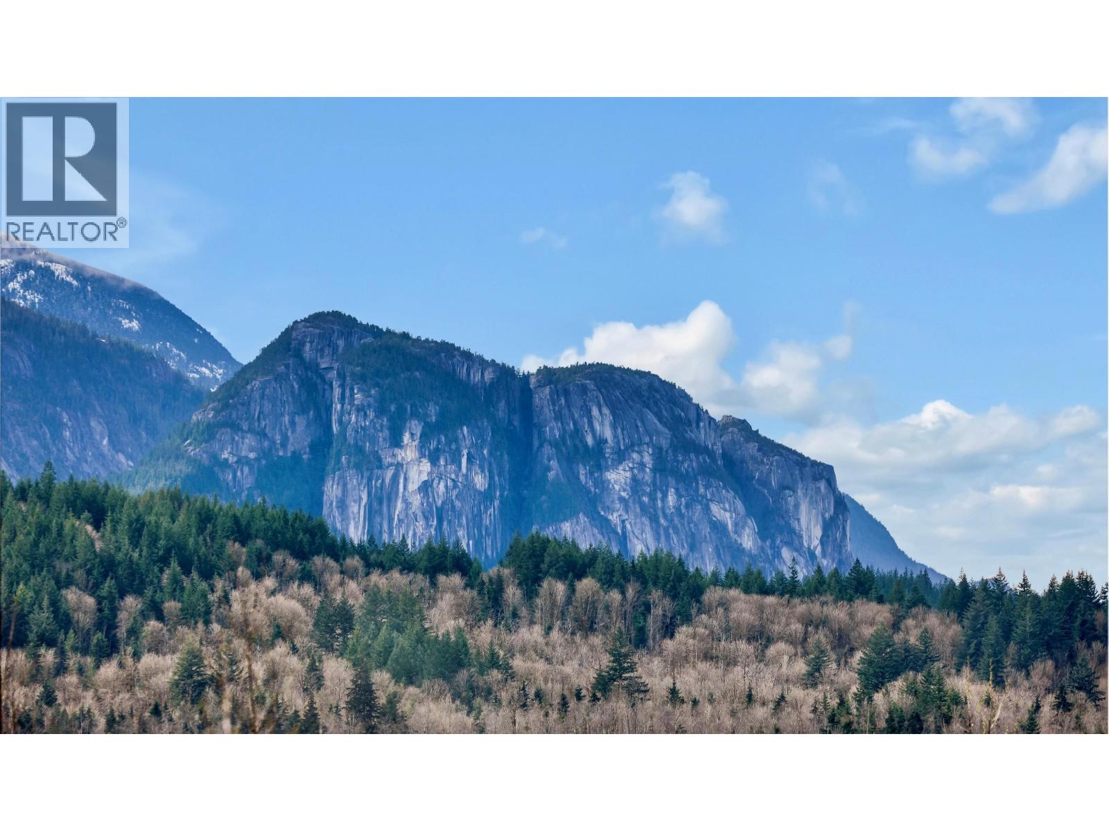 2934 HUCKLEBERRY DRIVE, Squamish