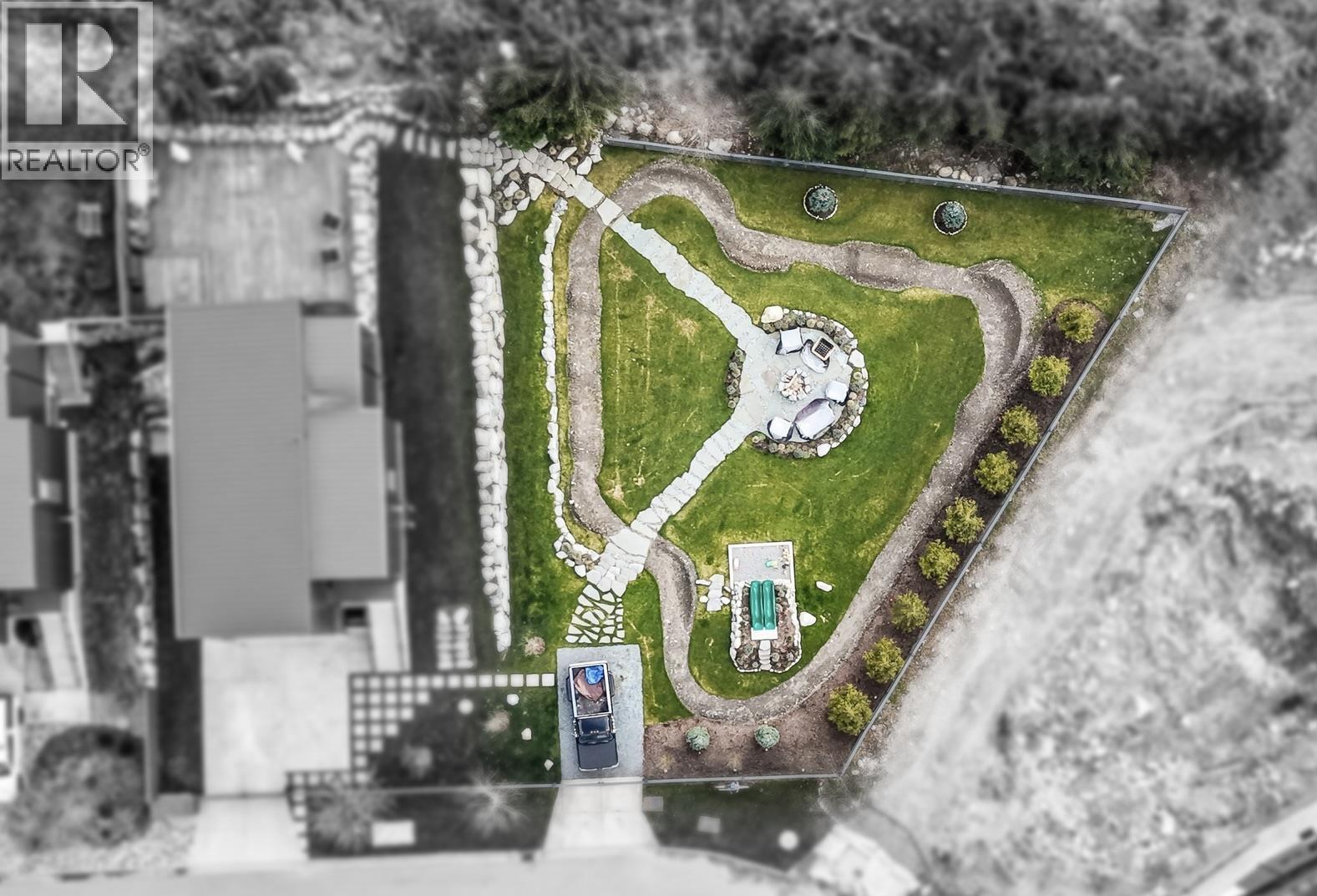 2934 HUCKLEBERRY DRIVE, Squamish