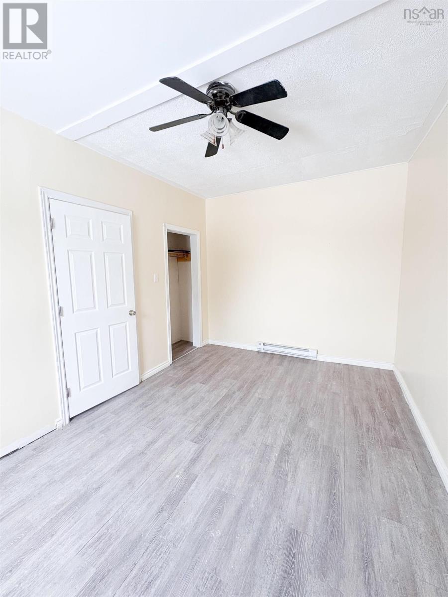 Property 3 of 39 of 9 Burchell Street