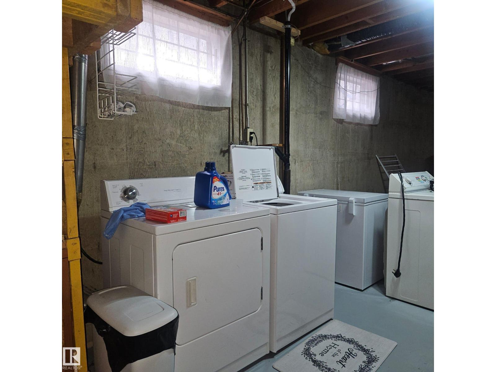 8315 69 AV NW, Edmonton