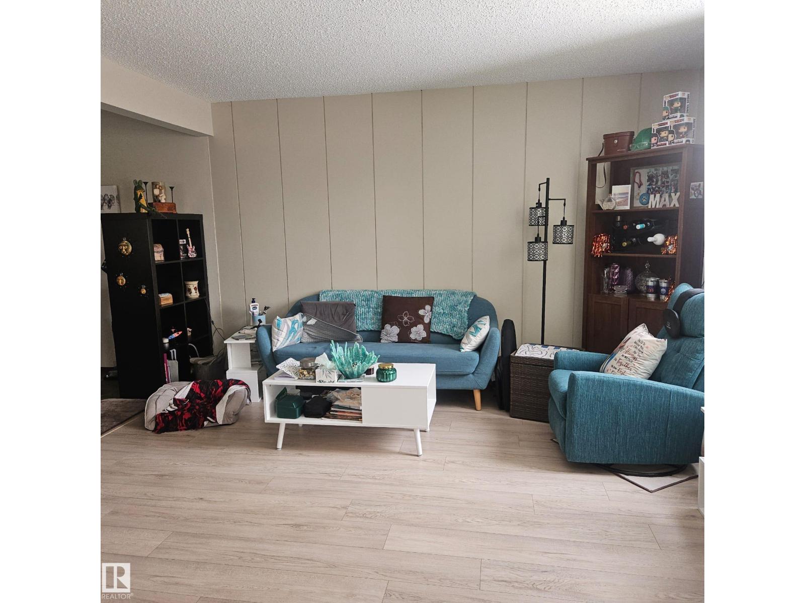 8315 69 AV NW, Edmonton