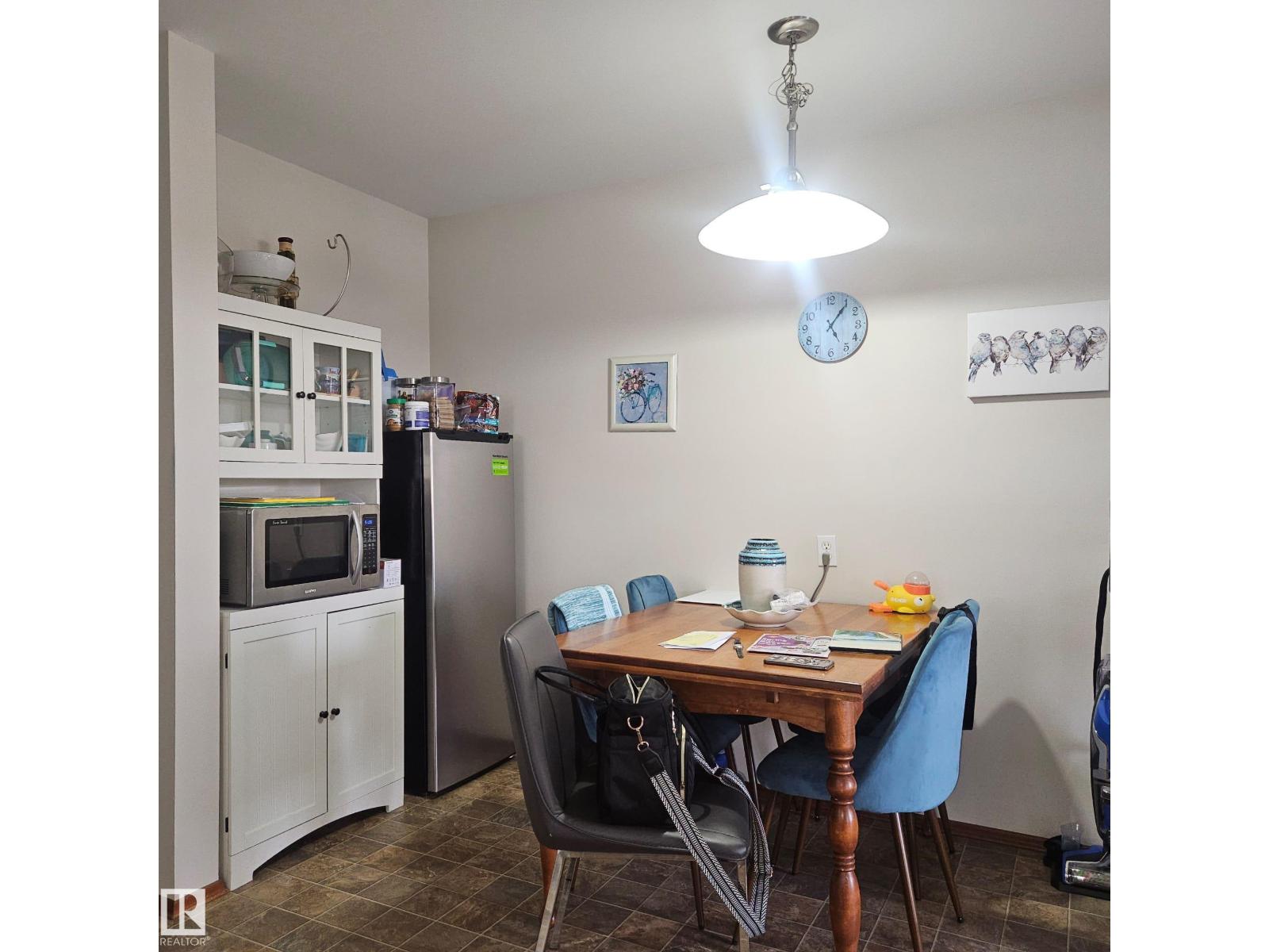 8315 69 AV NW, Edmonton