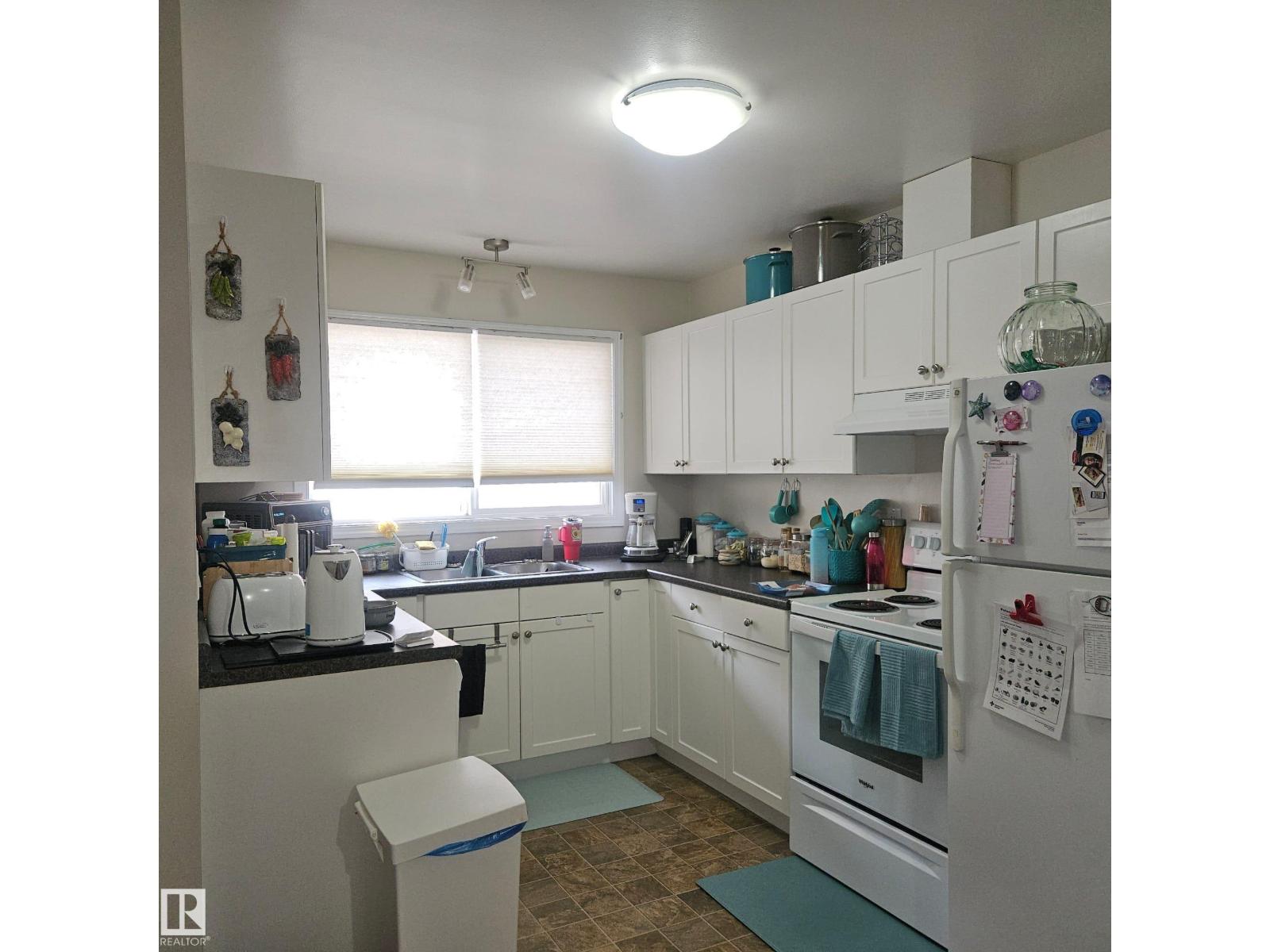 8315 69 AV NW, Edmonton