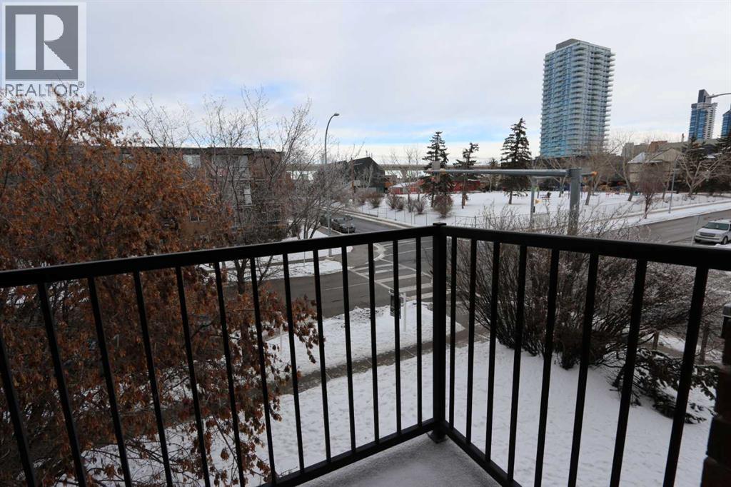 Single Family House for Sale in    Avenue SW Sunalta Calgary 