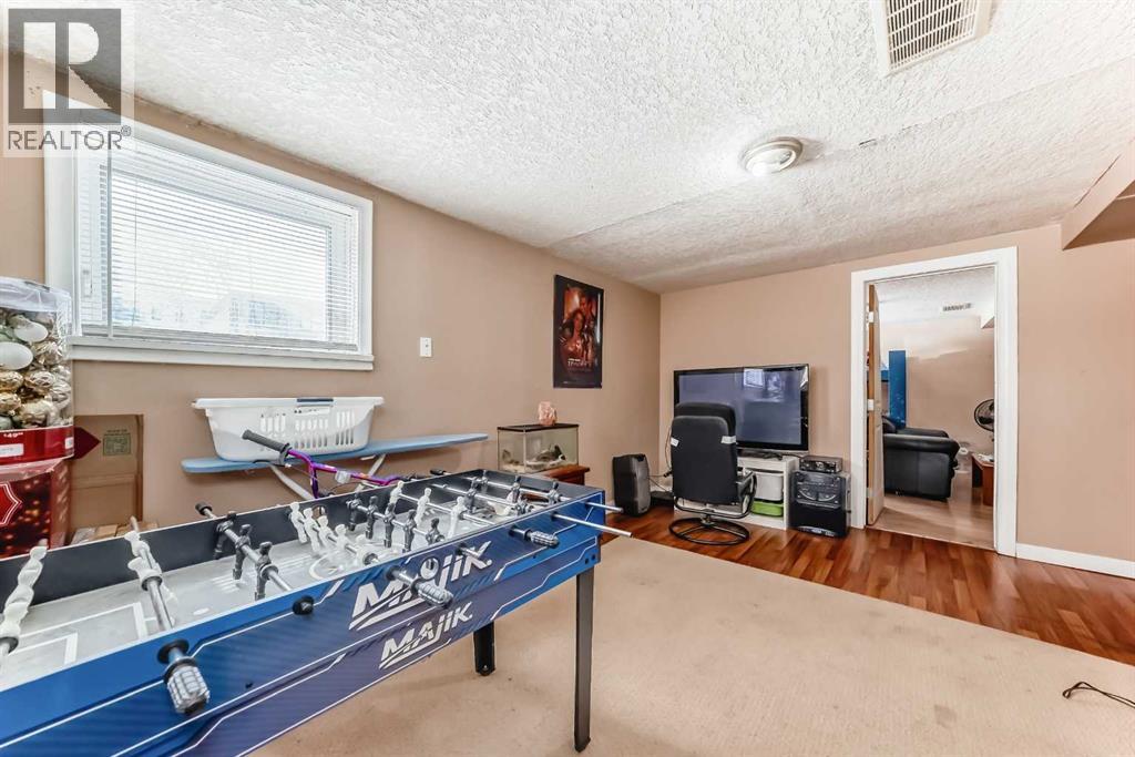 Single Family House Bungalow for Sale in   Avenue NW West Hillhurst Calgary 
