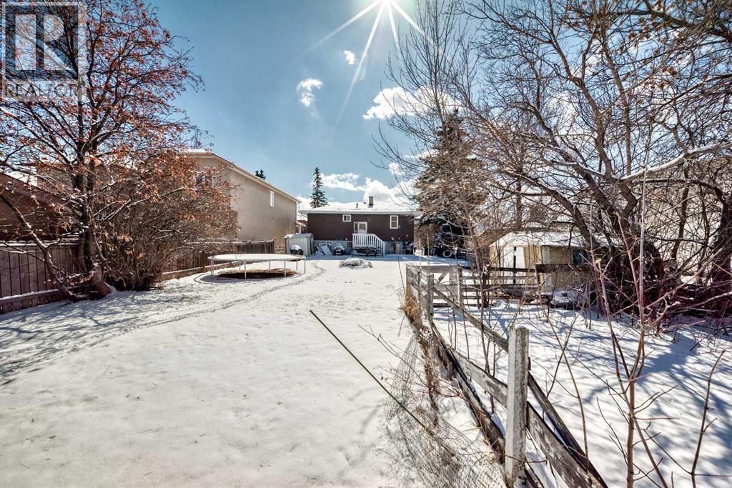 2428 3 Avenue NW - 32