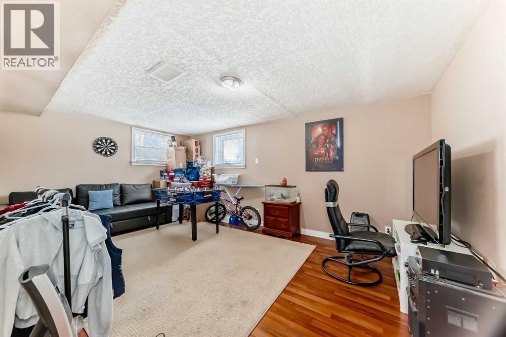 Single Family House Bungalow for Sale in   Avenue NW West Hillhurst Calgary 