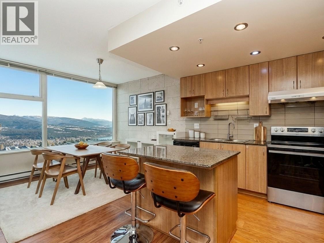 903 9262 UNIVERSITY CRESCENT, Burnaby