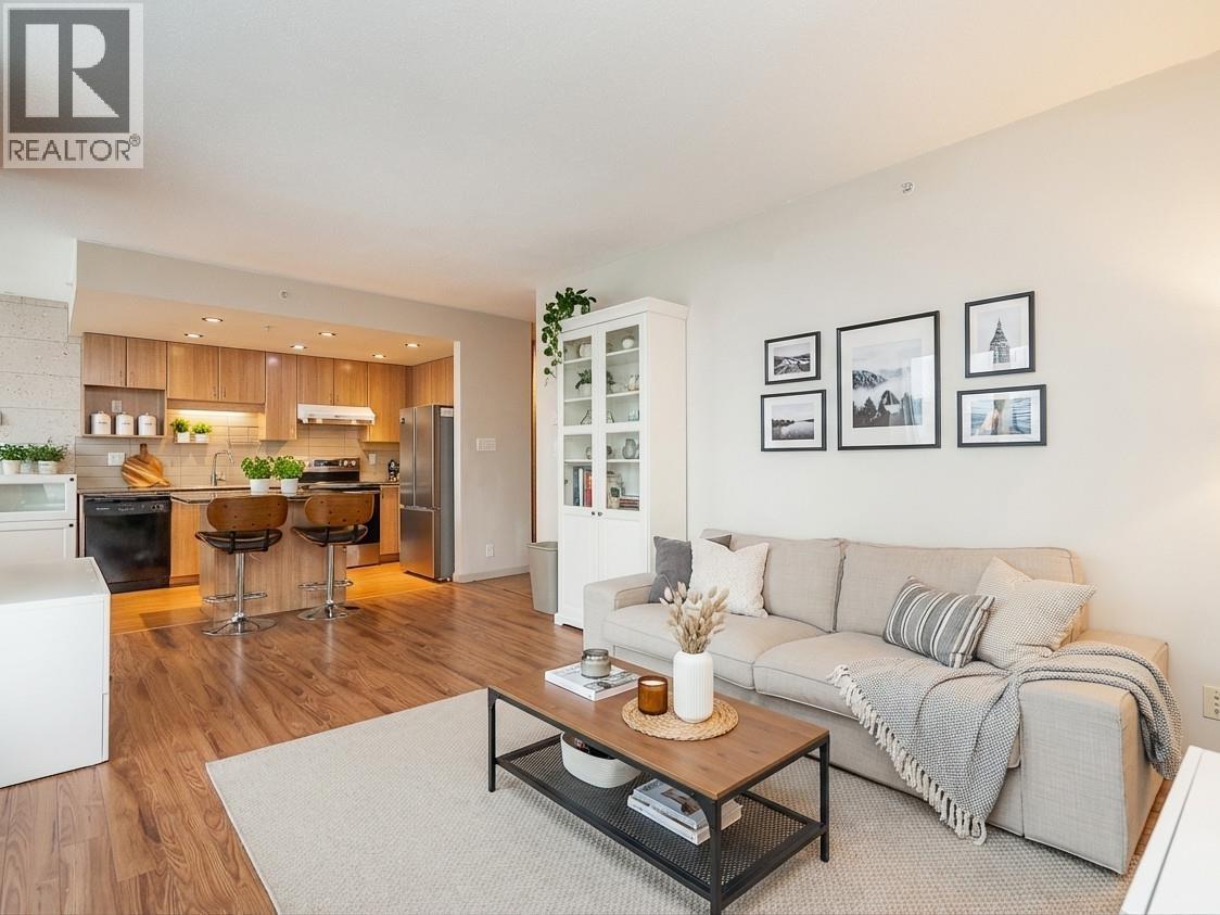 903 9262 UNIVERSITY CRESCENT, Burnaby