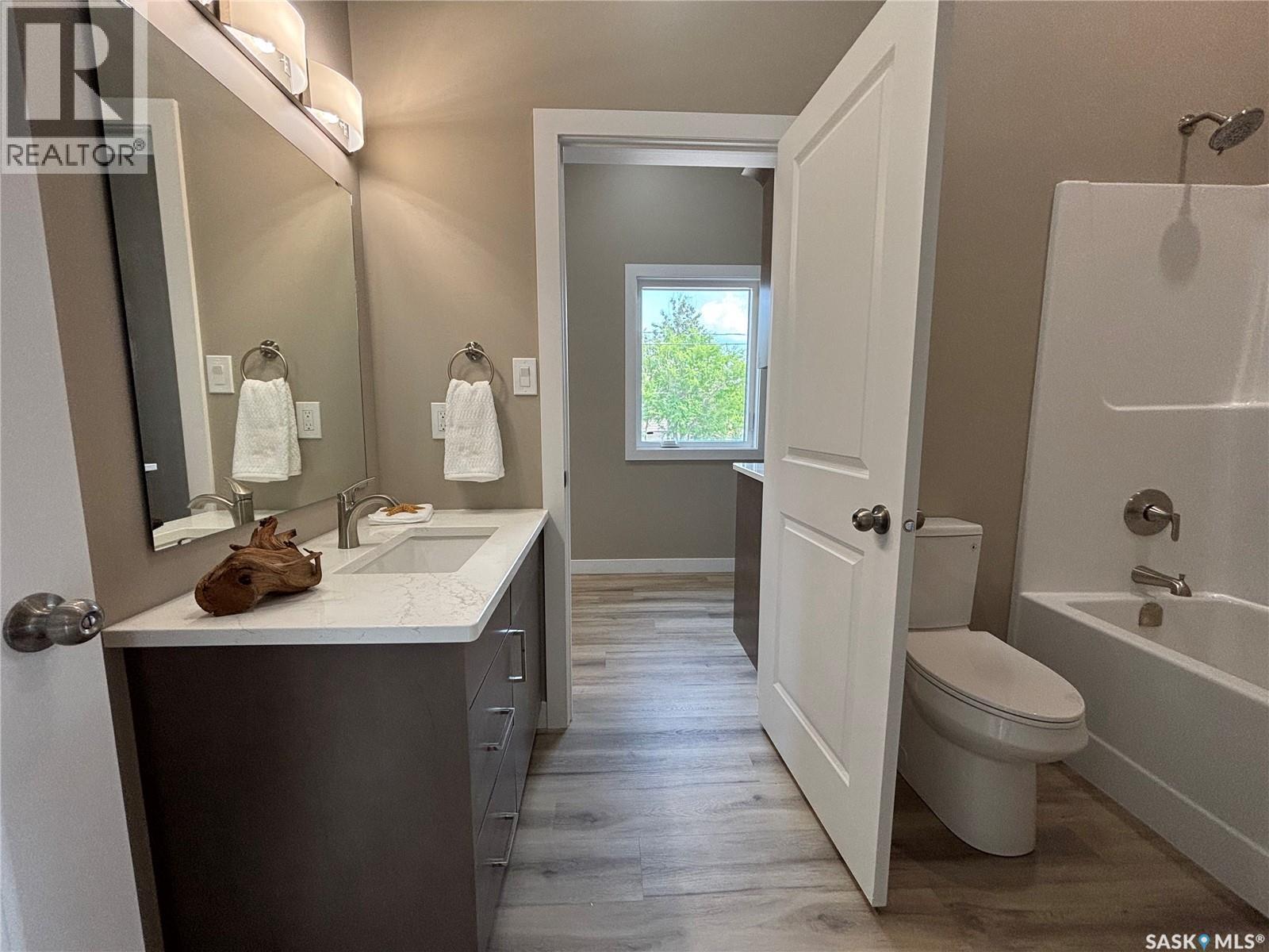 1119 BIRCHWOOD AVENUE - 18