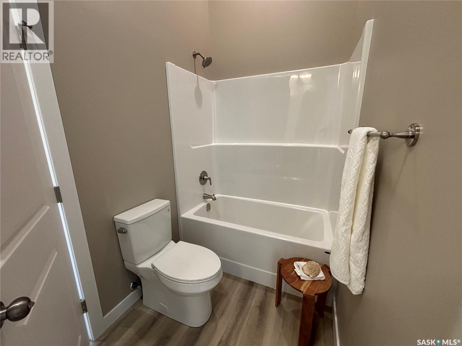 1119 BIRCHWOOD AVENUE - 19