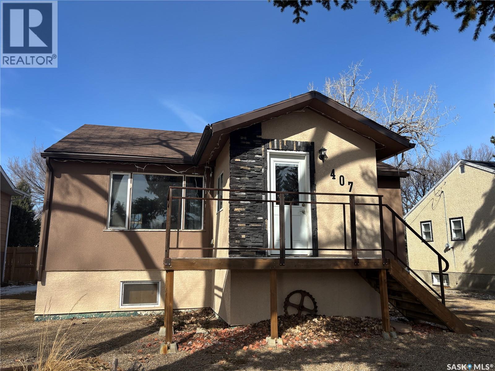 407 MAPLE STREET - Image 2