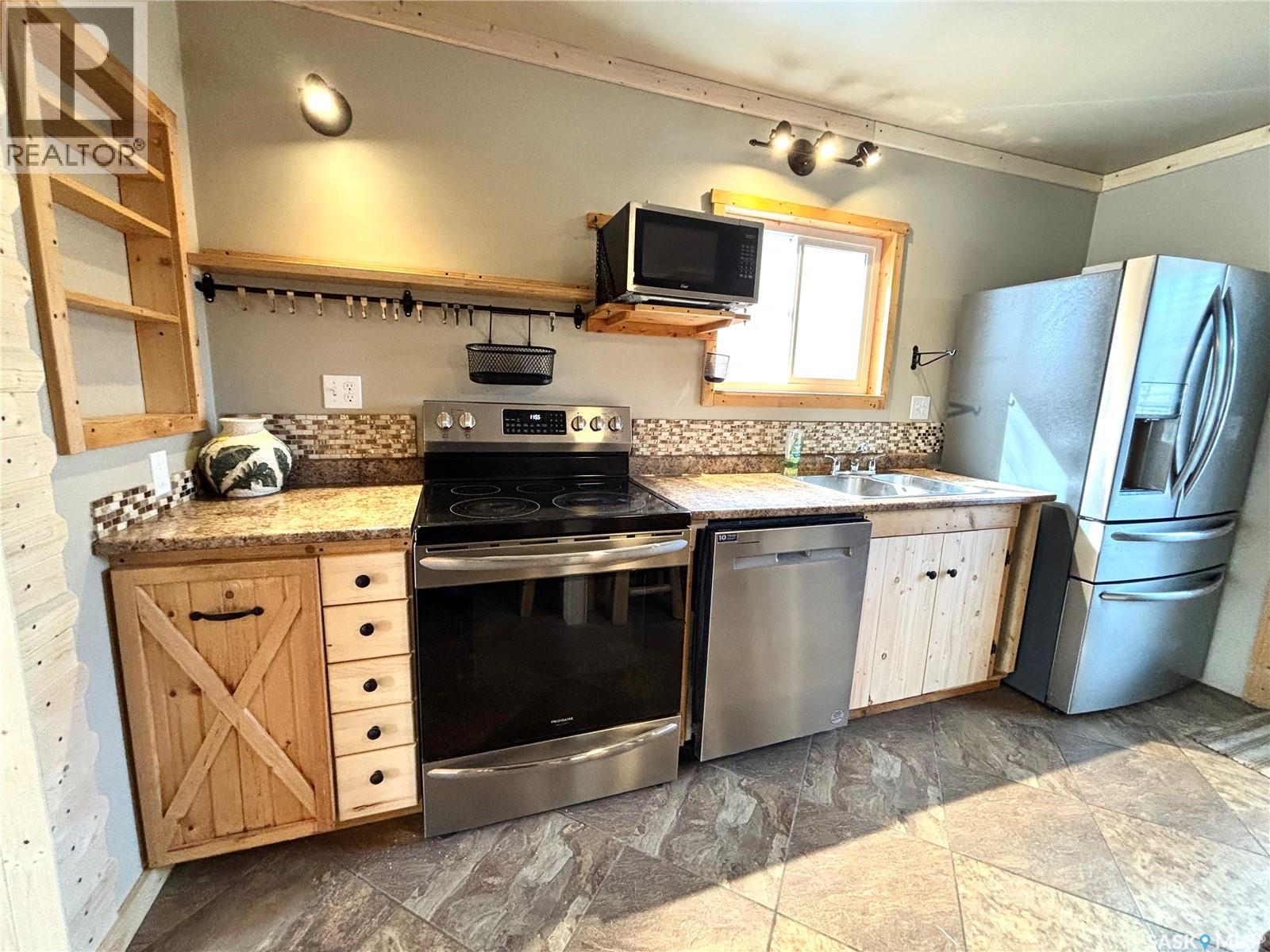 407 MAPLE STREET - 6