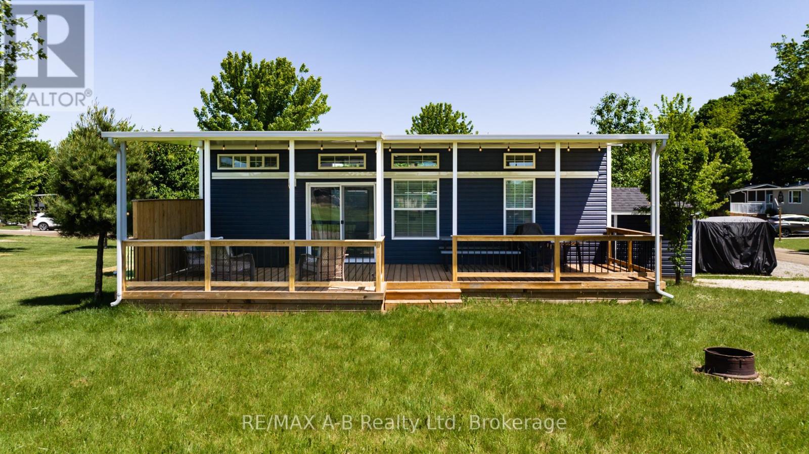 652 - 923590 ROAD 92 STREET