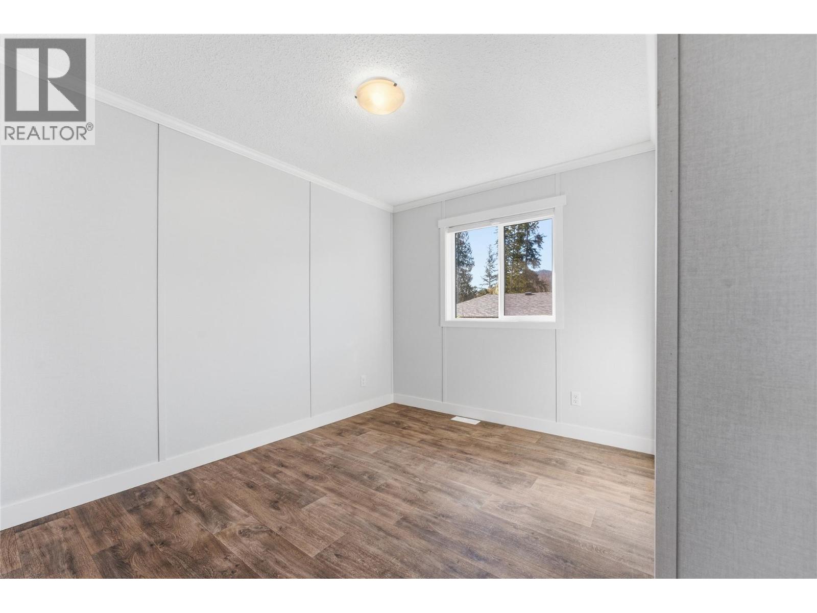 #42 1361 30 STREET SE - 22