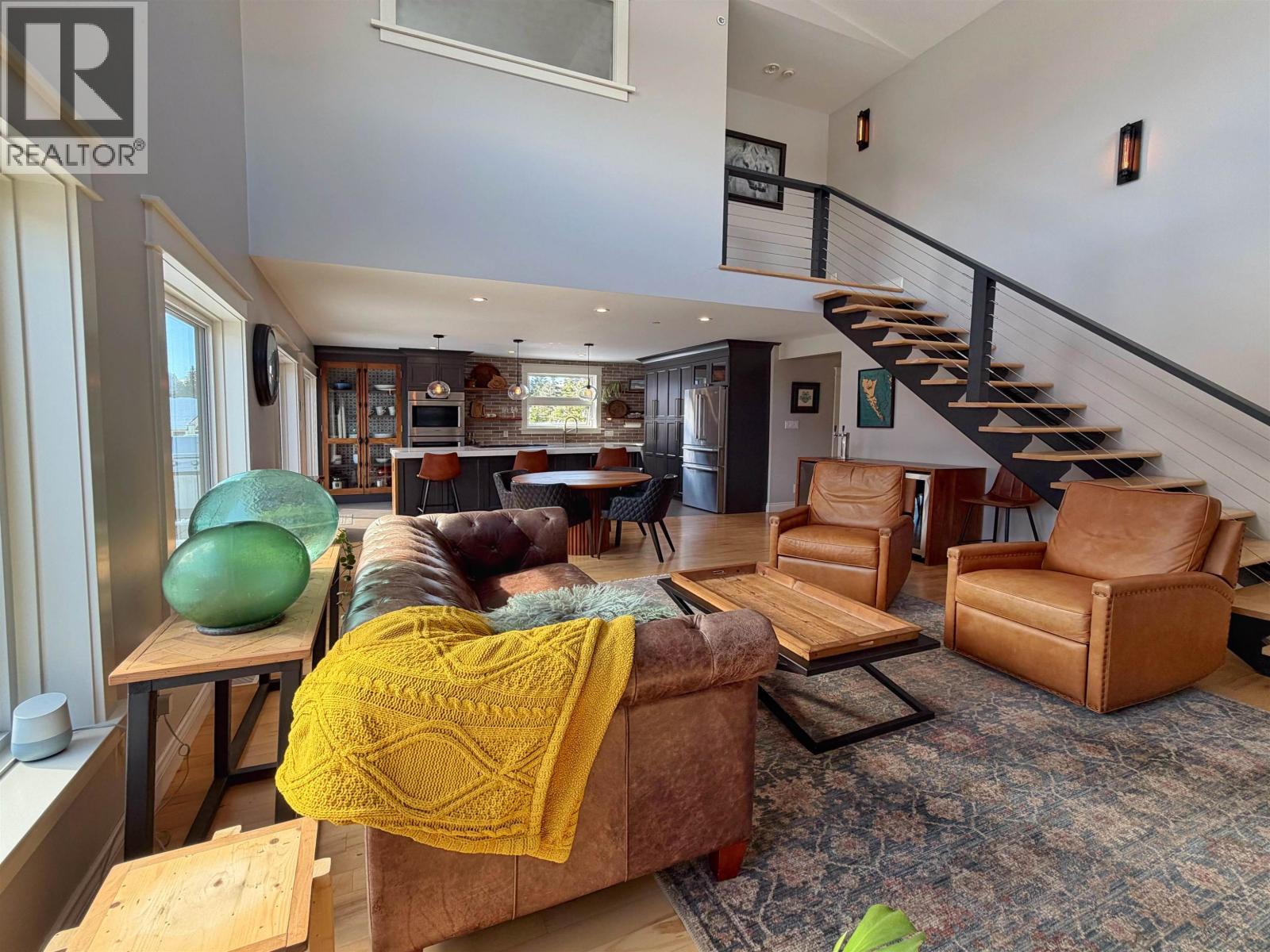 515 W 5TH AVENUE - 13