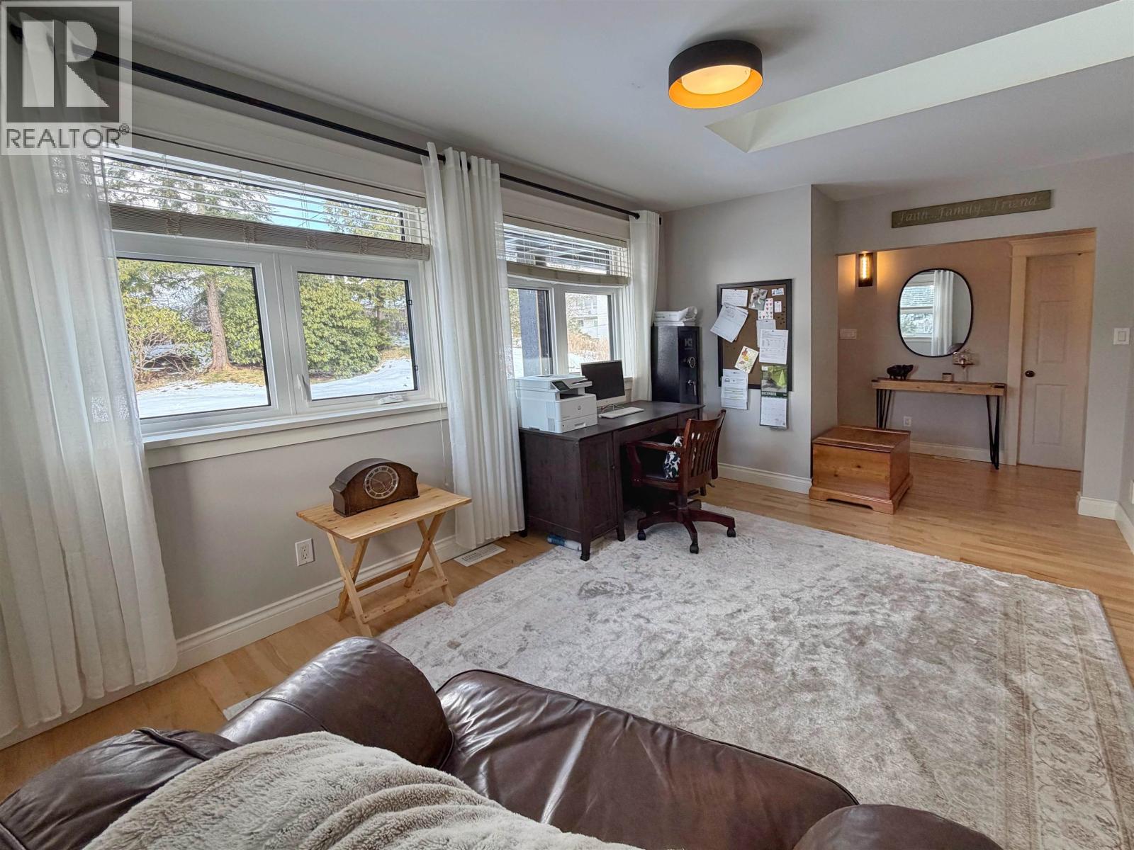 515 W 5TH AVENUE - 17