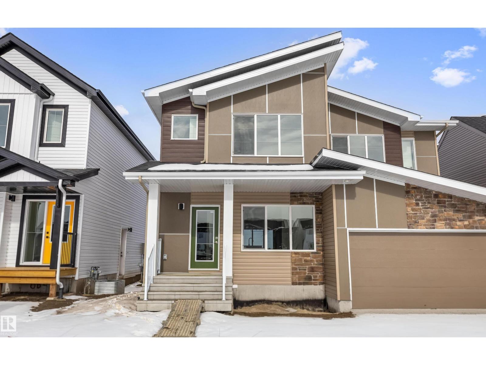 604 176 AV NE - 1