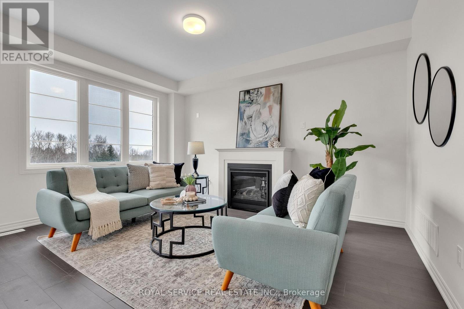 472 TREVOR STREET - 13