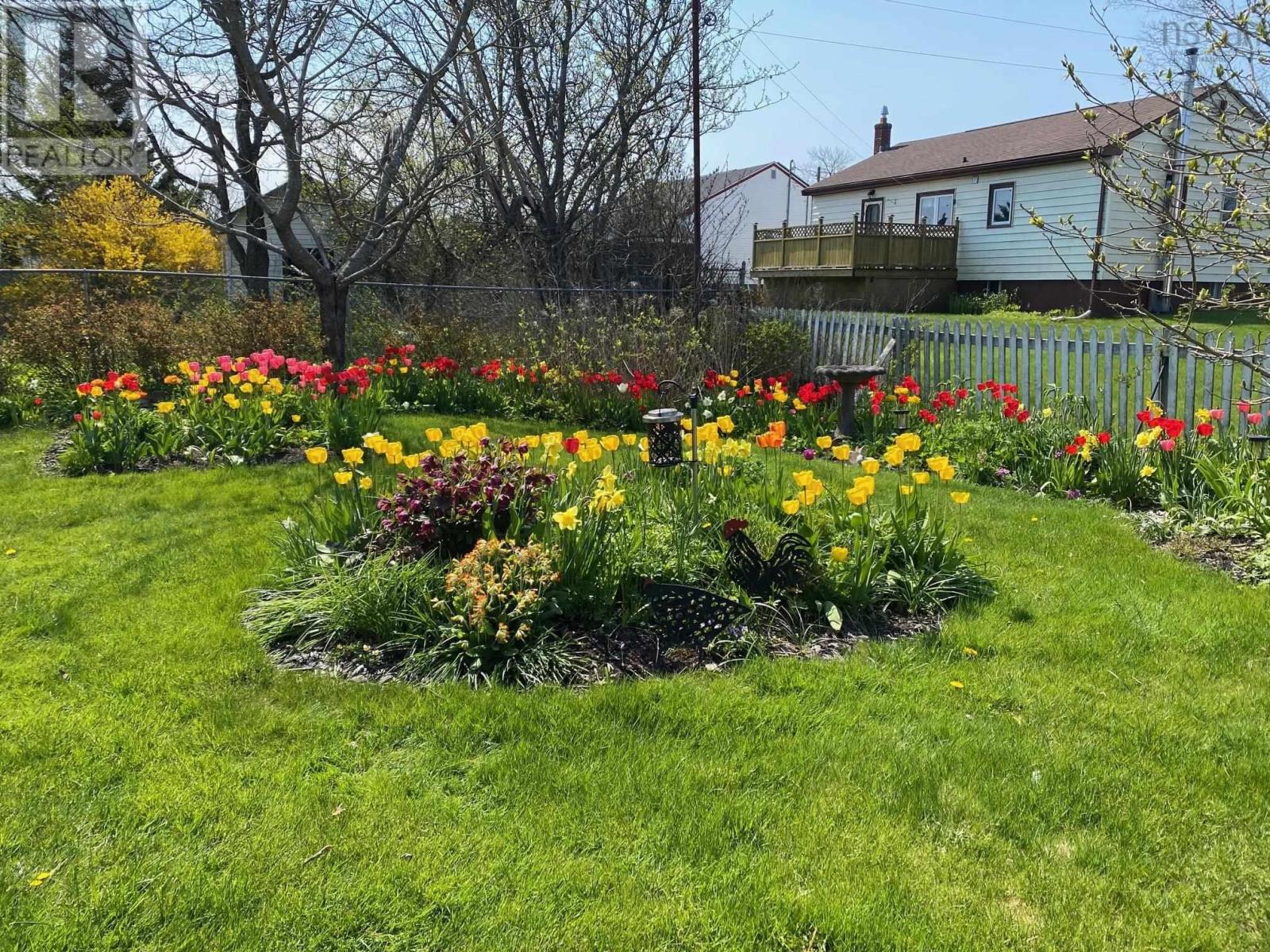 Property 39 of 49 of 1 Juniper Crescent