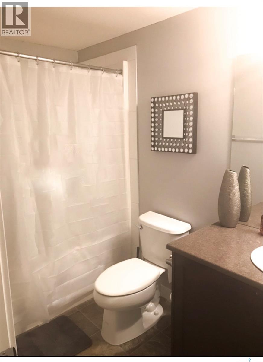 #205 820 5th STREET NE - 12