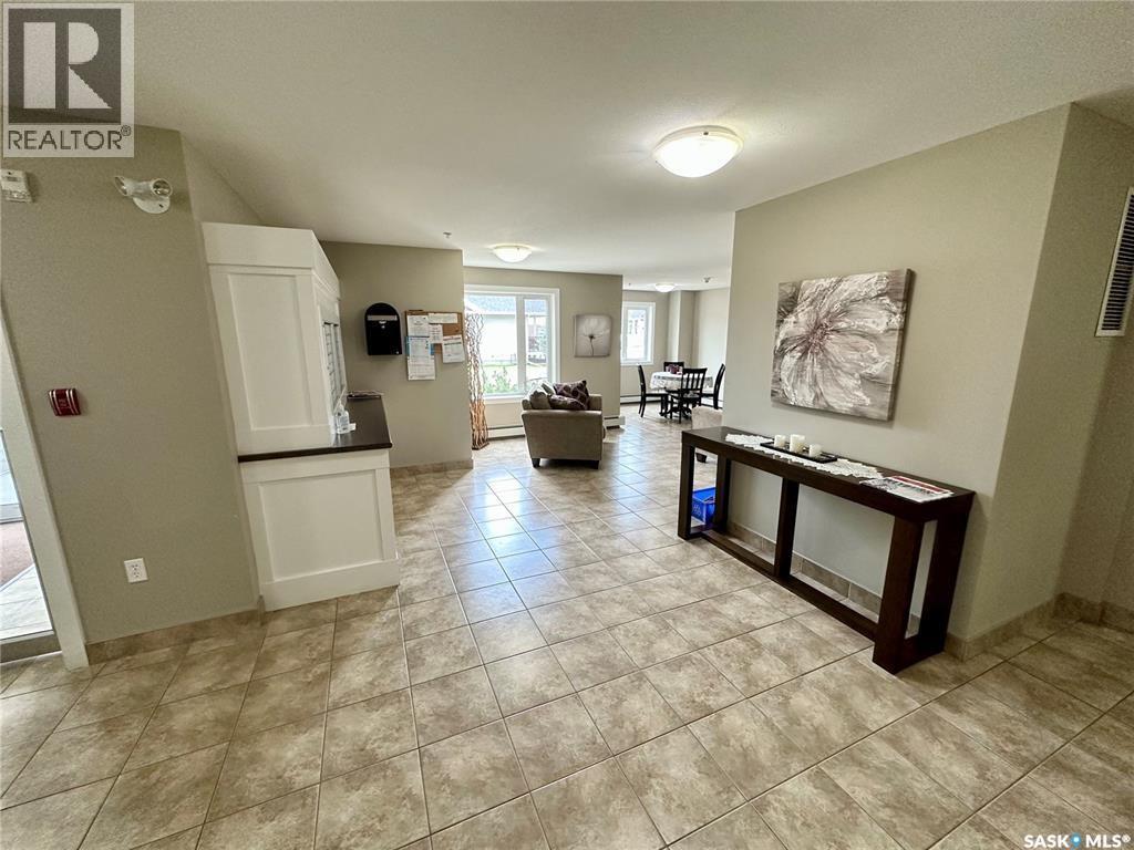 #205 820 5th STREET NE - 4
